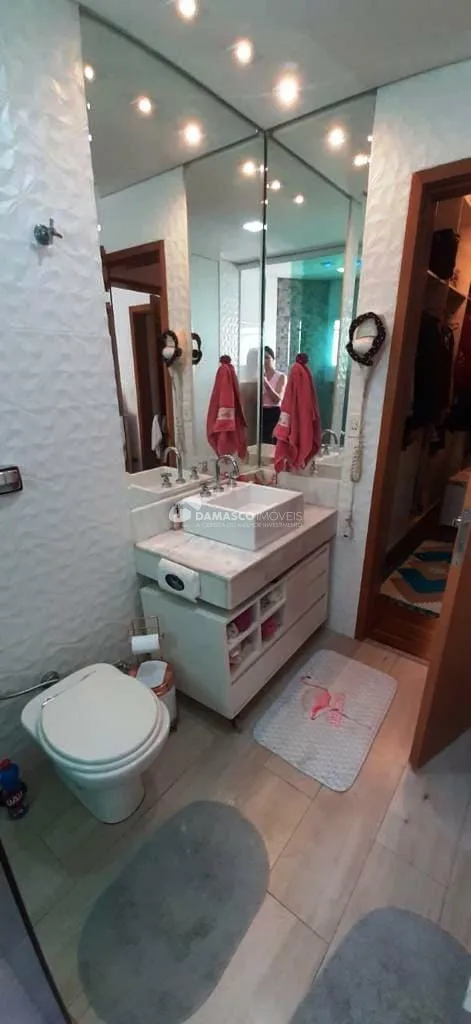 Sobrado à venda 3 Quartos, 3 Suites, 280M², Vila Valparaíso, Santo André - SP