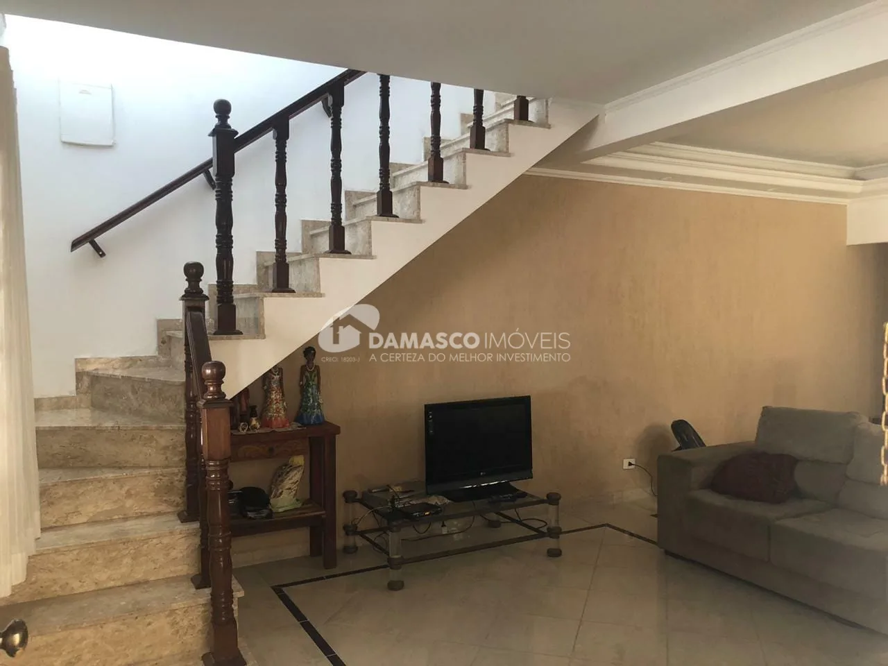 Sobrado à venda 3 Quartos, 3 Suites, 5 Vagas, 177M², Osvaldo Cruz, São Caetano do Sul - SP