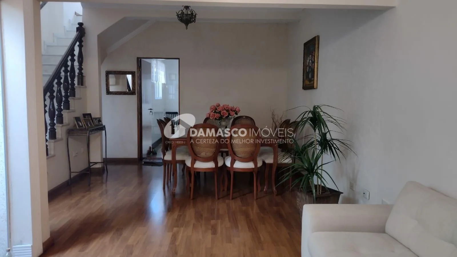 Sobrado à venda 3 Quartos, 3 Suites, 3 Vagas, 240M², Barcelona, São Caetano do Sul - SP
