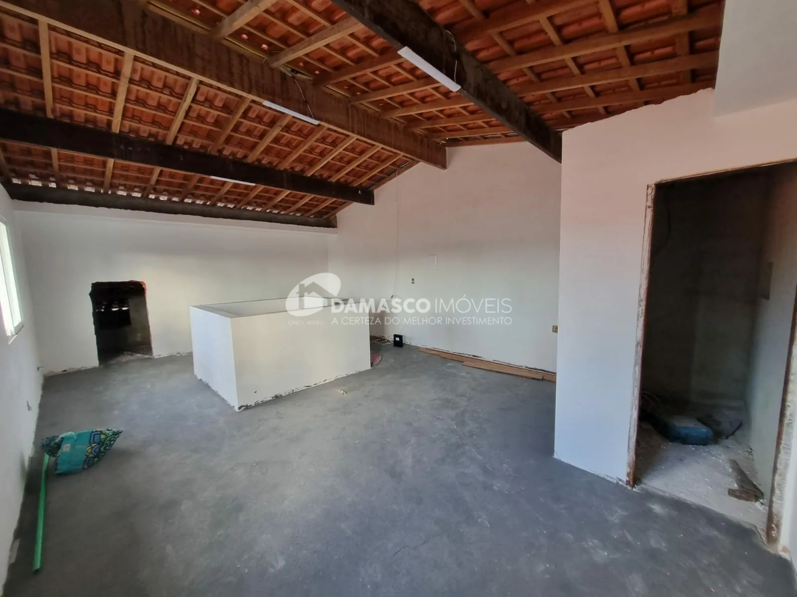 Sobrado à venda 3 Quartos, 3 Suites, 4 Vagas, Campestre, Santo André - SP
