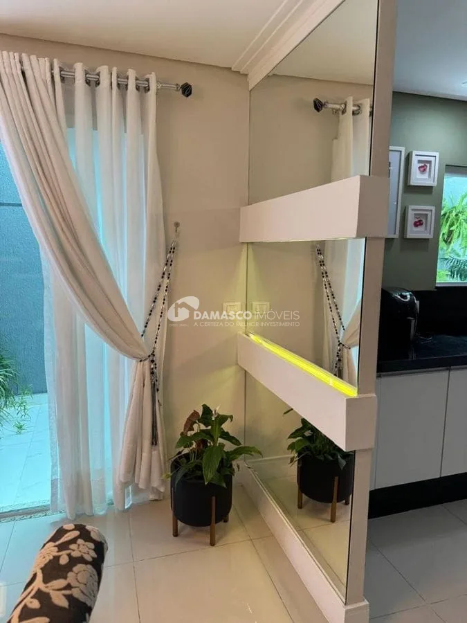 SOBRADO COM ESPAÇO GOURMET NO BAIRRO OLÍMPICO