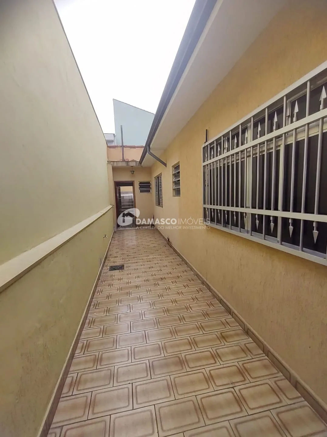 Terreno com 2 casas à venda | 244,5 m² | Ideal para renda ou duas famílias | São Caetano do Sul