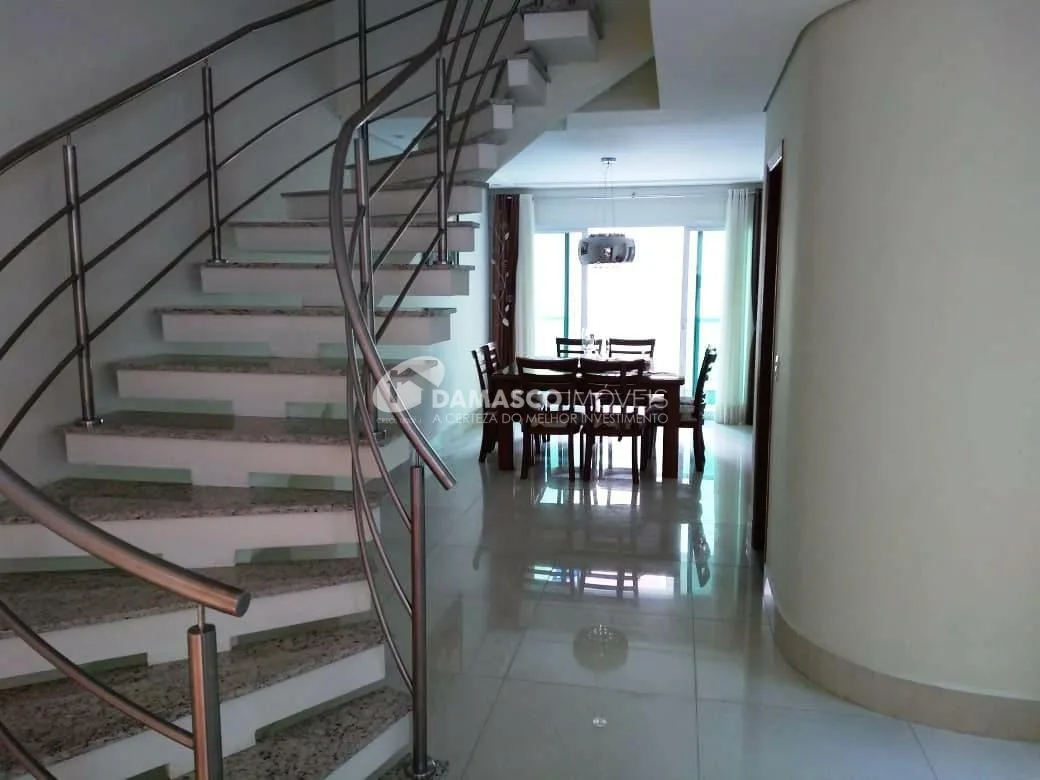 Sobrado à venda 3 Quartos, 3 Suites, 6 Vagas, 306M², Olímpico, São Caetano do Sul - SP