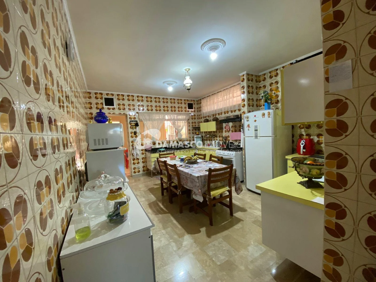 Sobrado à venda 4 Quartos, 1 Suite, 2 Vagas, 310M², Olímpico, São Caetano do Sul - SP