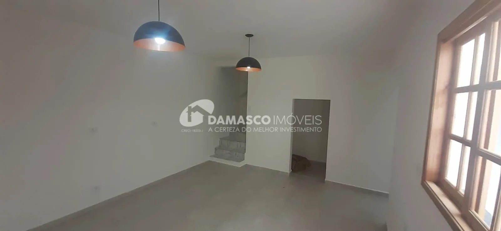 Sobrado à venda 3 Quartos, 2 Vagas, 250M², Vila Monumento, São Paulo - SP