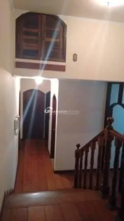 Sobrado à venda 5 Quartos, 4 Suites, 6 Vagas, 800M², Campestre, Santo André - SP