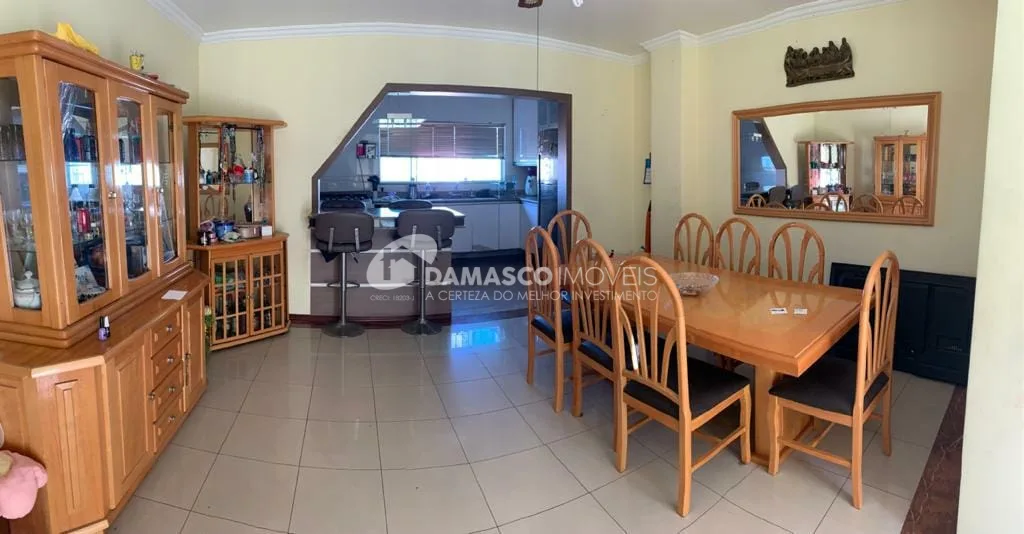 Sobrado à venda 3 Quartos, 3 Suites, 6 Vagas, 251M², Olímpico, São Caetano do Sul - SP