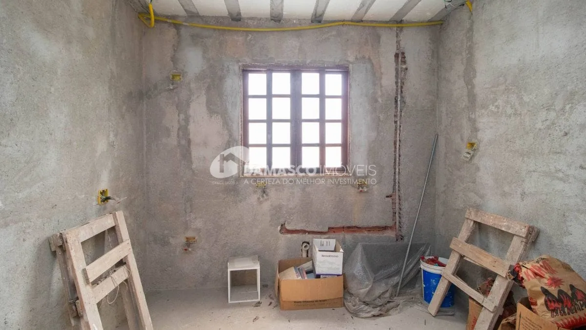 Imóvel com duas casas Bairro Osvaldo Cruz