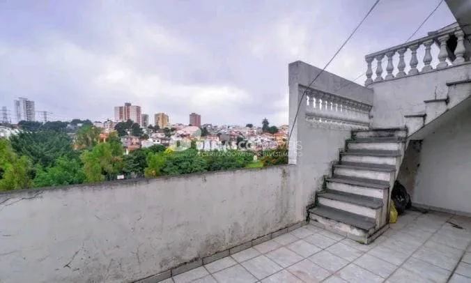 Sobrado à venda 3 Quartos, 1 Suite, 2 Vagas, 350M², Santa Maria, São Caetano do Sul - SP