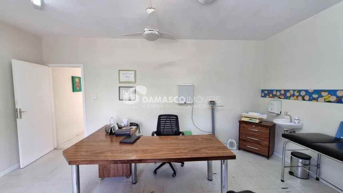 Sobrado à venda, 3 dorm (1suíte), 6 vagas, Olímpico