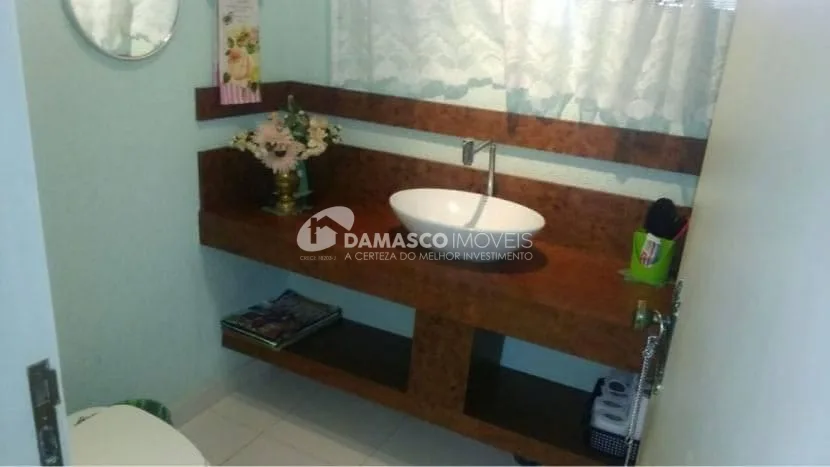 Casa para Locação 3 Quartos, 3 Suites, 5 Vagas, Jardim São Caetano, São Caetano do Sul - SP