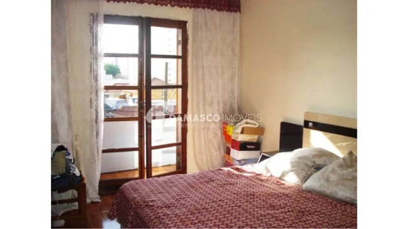 Sobrado à venda 3 Quartos, 1 Suite, 4 Vagas, 168M², Barcelona, São Caetano do Sul - SP
