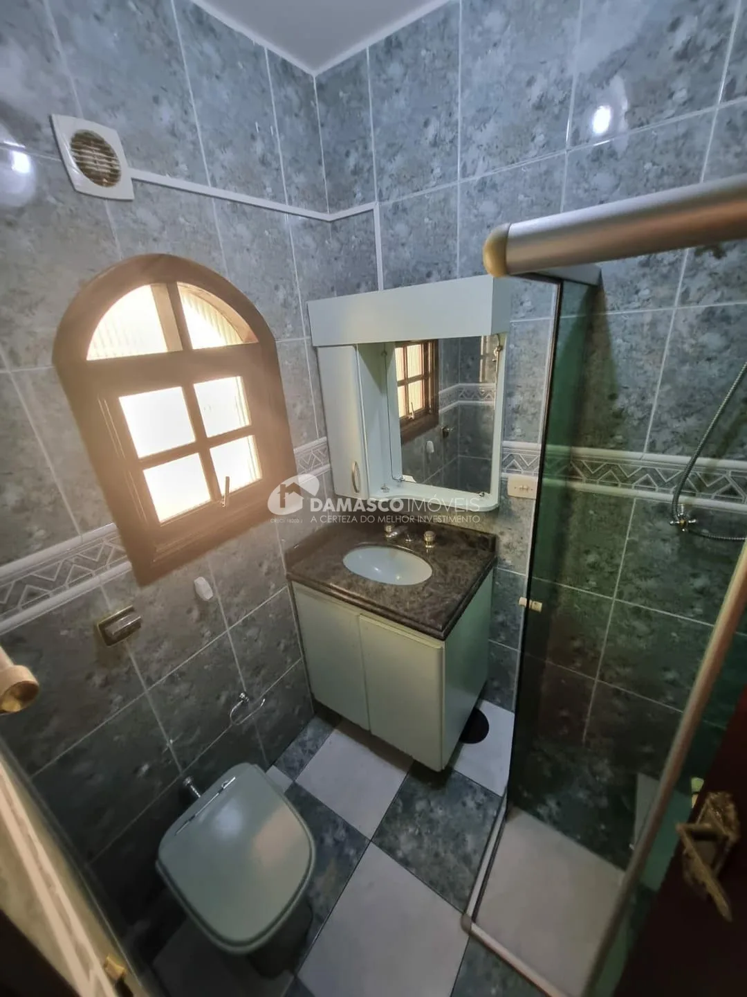 Sobrado à venda 3 Quartos, 2 Suites, 2 Vagas, 207 m², Campestre, Santo André - SP