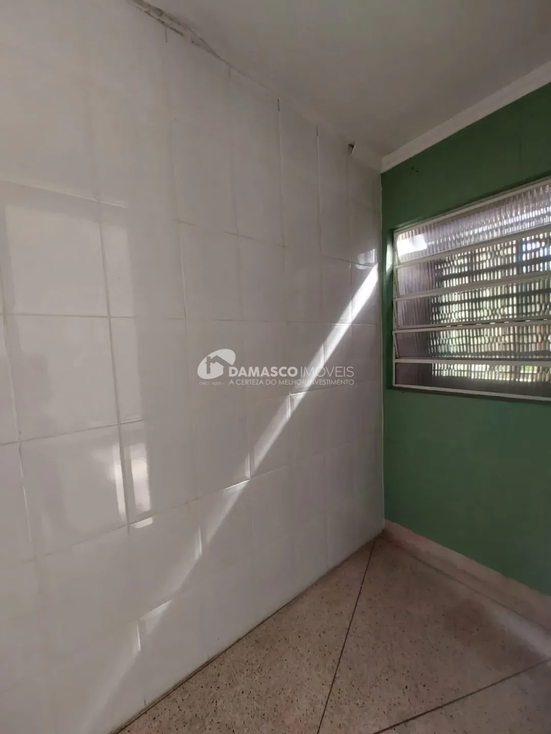Casa Comercial para Locação – Nova Gerty – 50m² – Ideal para Clínicas