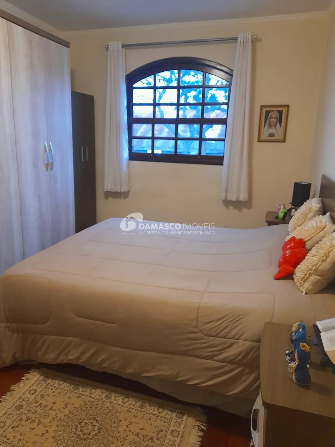 Sobrado à venda 4 Quartos, 2 Suites, 3 Vagas, 210M², Parque Tomas Saraiva, São Paulo - SP