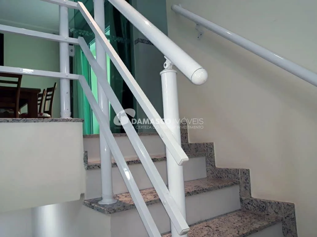 Sobrado à venda 3 Quartos, 3 Suites, 6 Vagas, 306M², Olímpico, São Caetano do Sul - SP