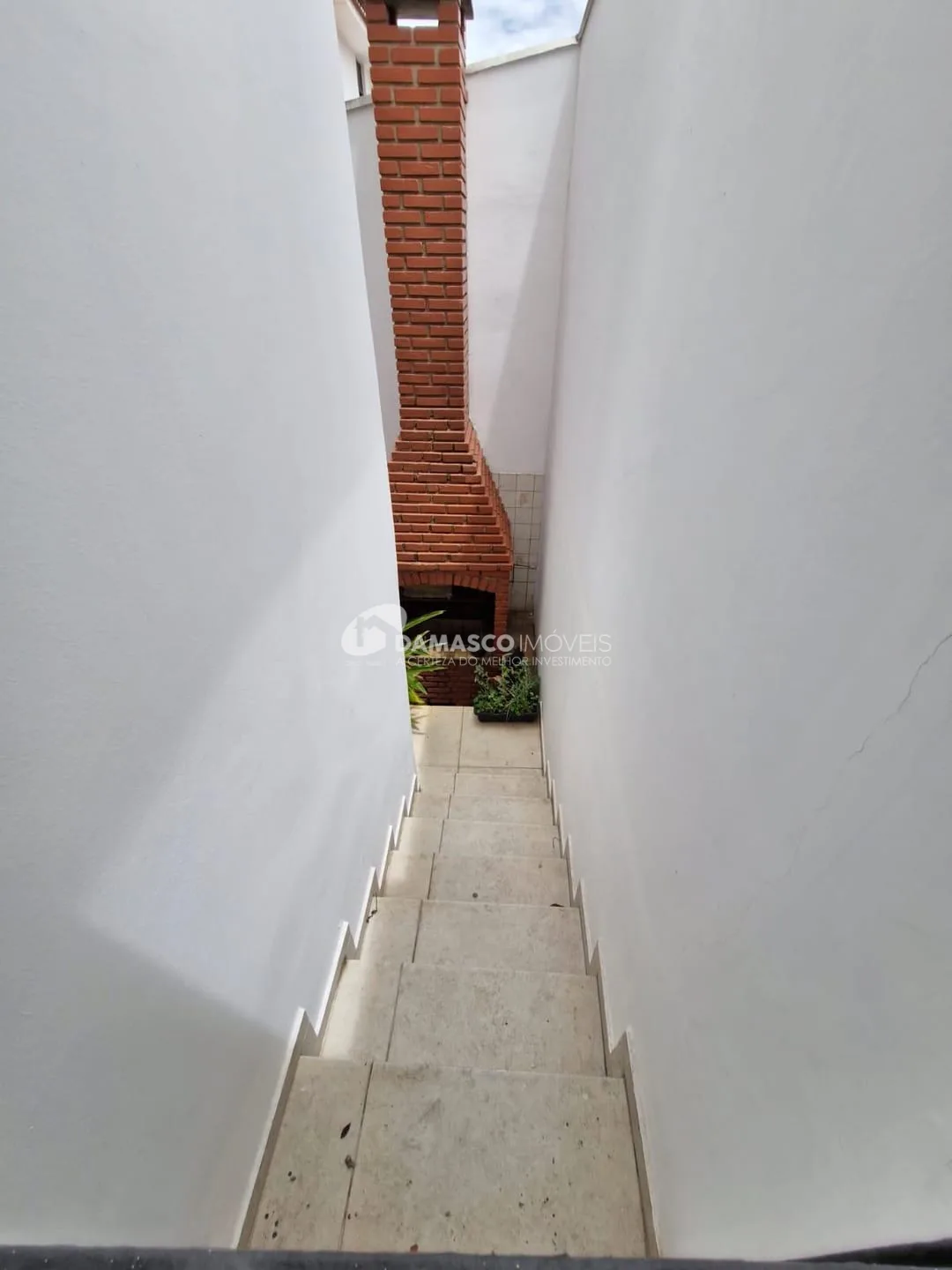 Sobrado à Venda no Barcelona, São Caetano do Sul | 3 Dormitórios | 1 Suíte | 3 Vagas