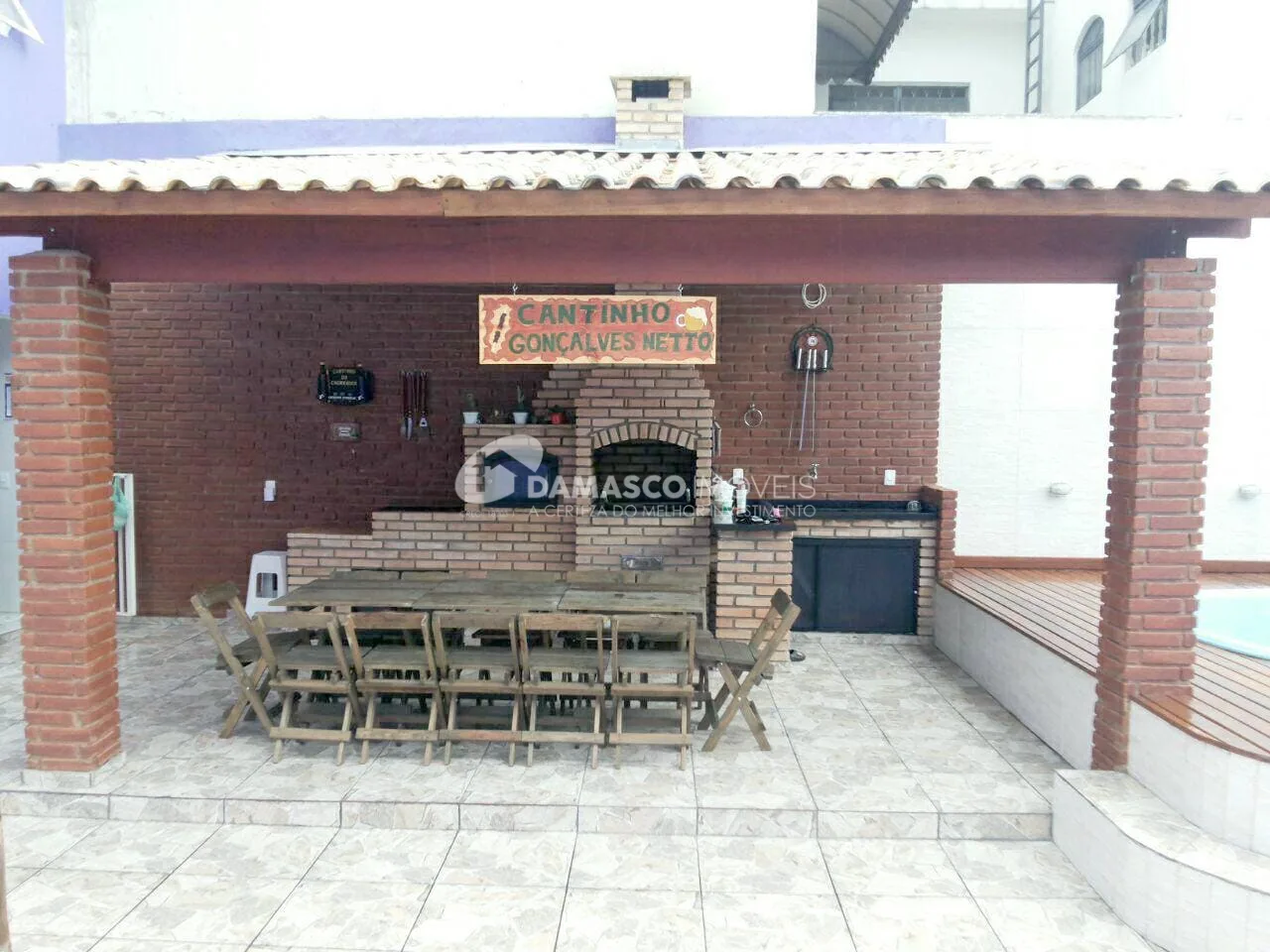 Sobrado à Venda 3 Quartos, 3 Suites, 6 Vagas, Nova Gerty, São Caetano do Sul - SP