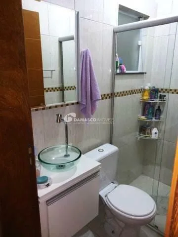 Sobrado à venda 3 Quartos, 1 Suite, 2 Vagas, 140M², Jardim Jamaica, Santo André - SP