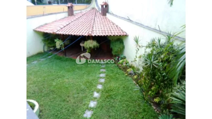 Sobrado à venda 3 Quartos, 1 Suite, 4 Vagas, 140M², Jardim São Caetano, São Caetano do Sul - SP