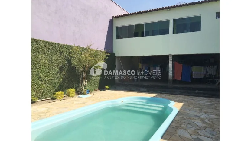 Casa à venda 2 Quartos, 1 Suite, 2 Vagas, 200M², Não informado, Não informado - SP