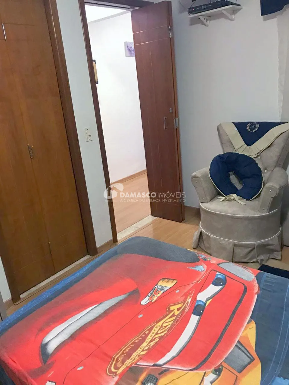 Sobrado à Venda 3 Quartos, 3 Suites, 6 Vagas, Nova Gerty, São Caetano do Sul - SP
