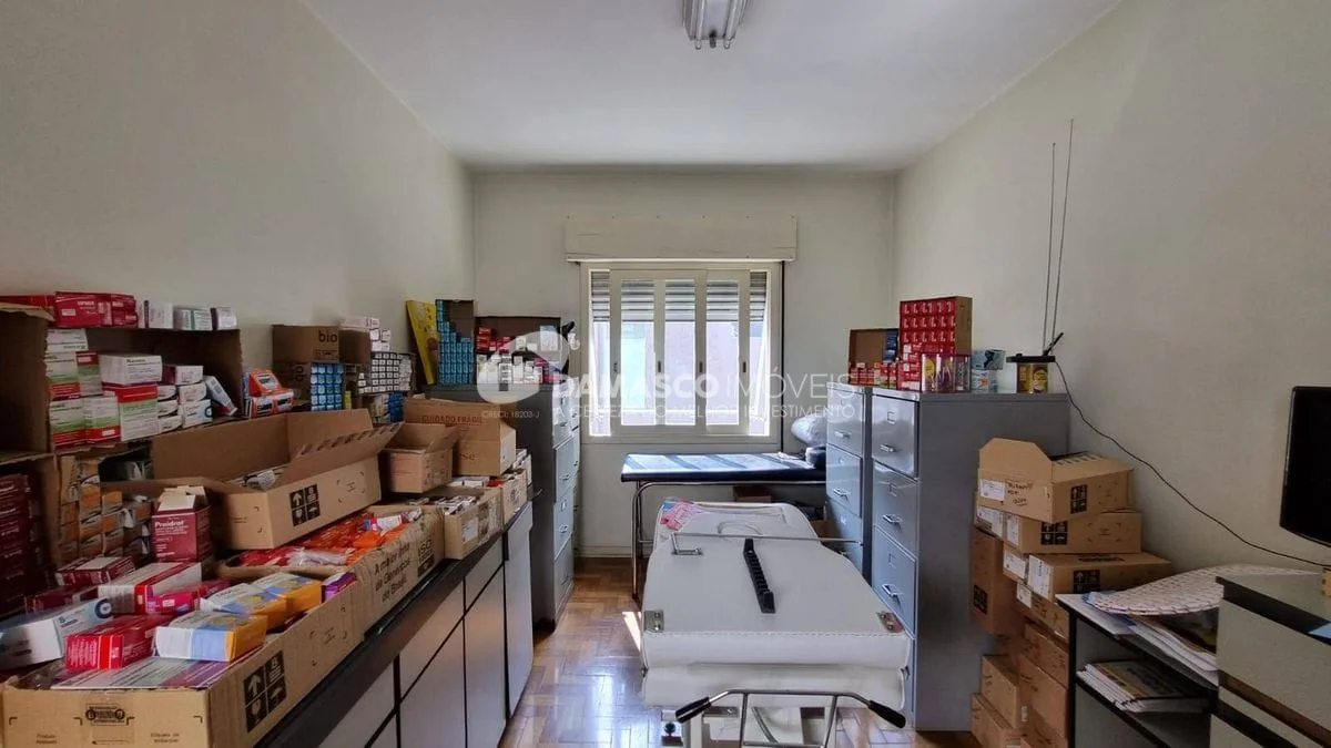 Sobrado à venda, 3 dorm (1suíte), 6 vagas, Olímpico