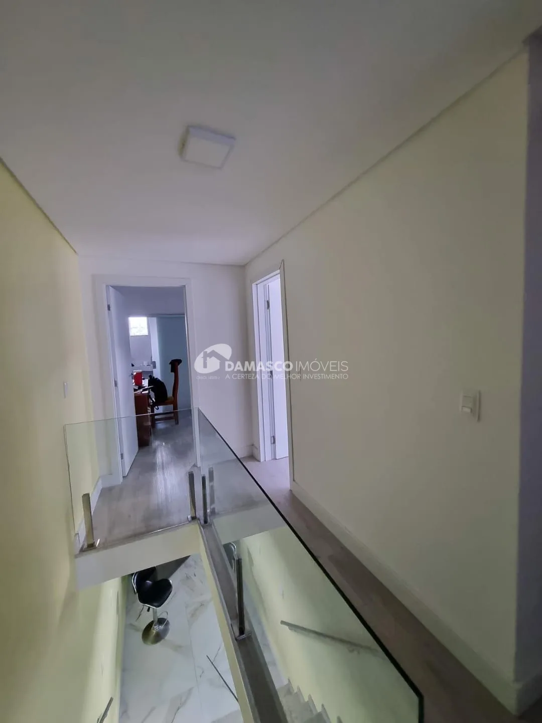 Sobrado à venda 3 Quartos, 3 Suites, 4 Vagas, Campestre, Santo André - SP