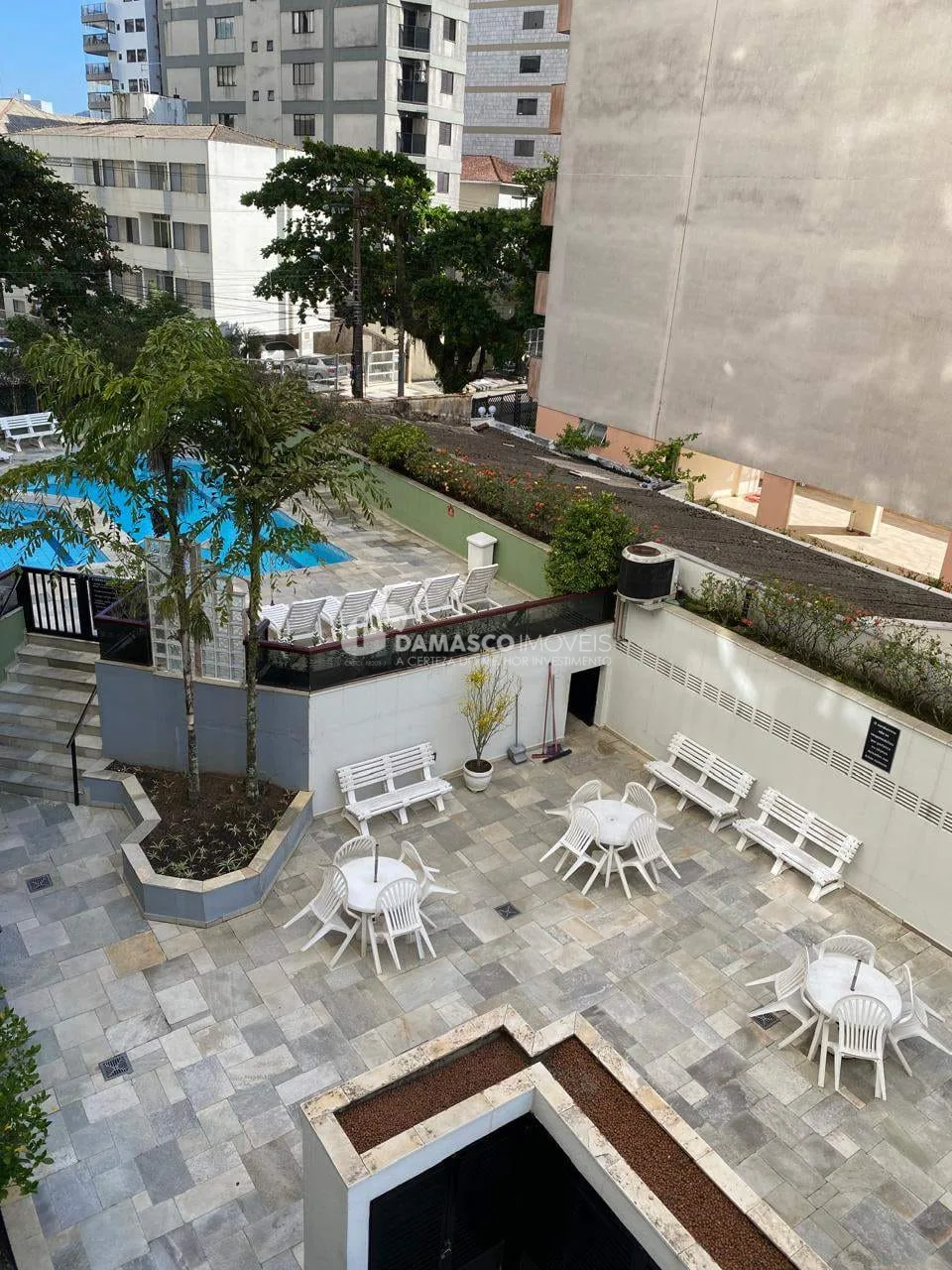 Apartamento à venda 2 dorm, 2 vagas, Vila Alzira, Guarujá, SP