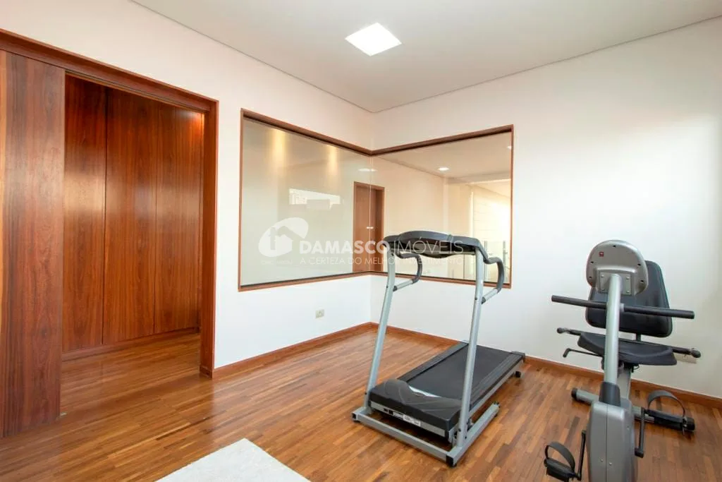 Sobrado à venda 4 Quartos, 4 Suites, 6 Vagas, 550M², Jardim São Caetano, São Caetano do Sul - SP