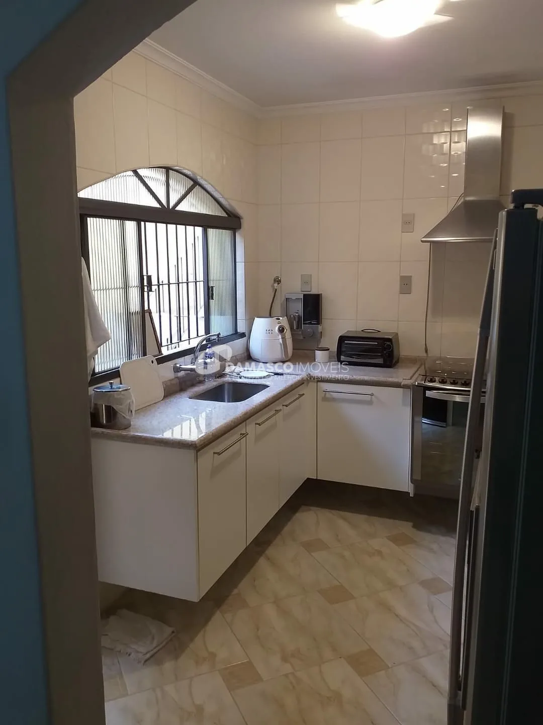 Sobrado à venda 3 Quartos, 1 Suite, 7 Vagas, 224M², Campestre, Santo André - SP