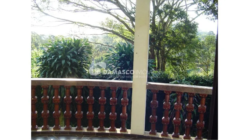 Chácara à venda 3 Quartos, 1 Suíte, 10 Vagas, Quarta Divisão, Ribeirão Pires - SP