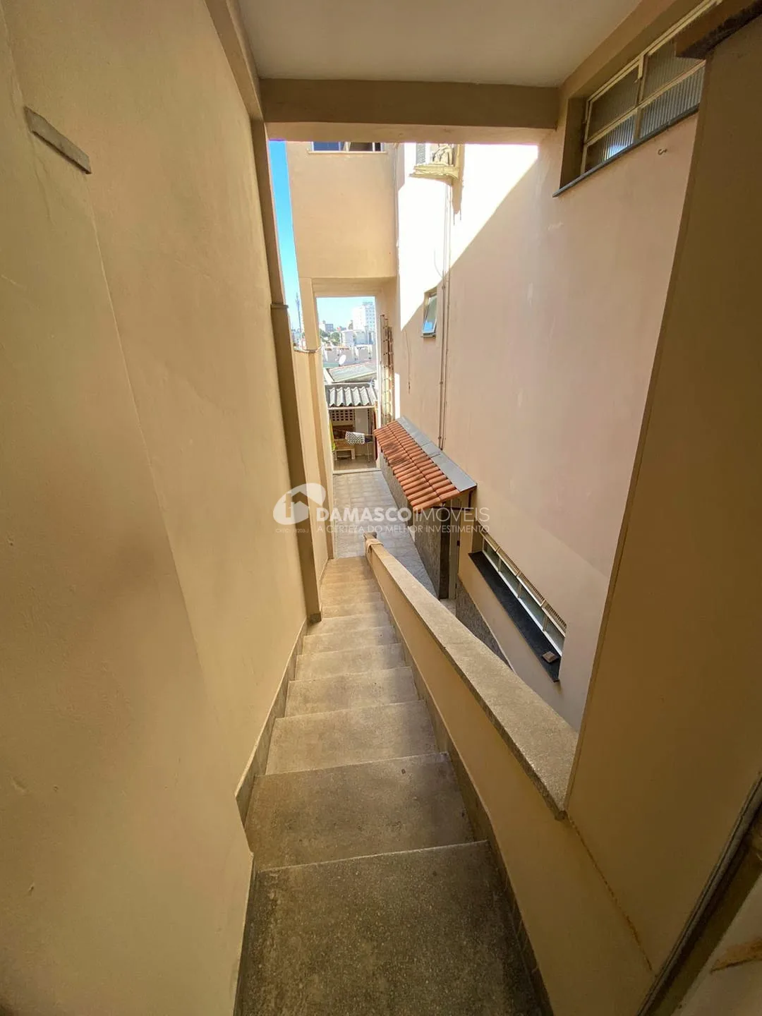 Sobrado à venda 4 Quartos, 1 Suite, 2 Vagas, 310M², Olímpico, São Caetano do Sul - SP