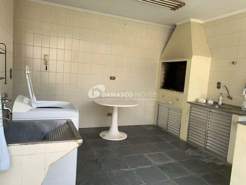 Sobrado à venda 3 Quartos, 1 Suite, 3 Vagas, 307M², Santa Maria, São Caetano do Sul - SP