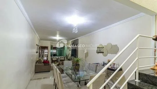 Sobrado à venda 3 Quartos, 1 Suite, 2 Vagas, Vila Alpina, São Paulo - SP