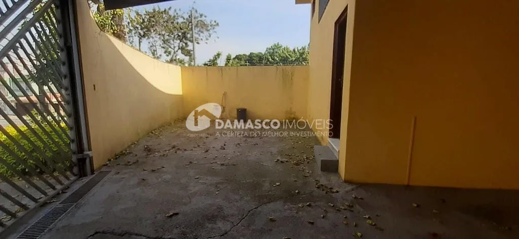 Casa à venda 2 Quartos, 6 Vagas, Campestre, Santo André - SP