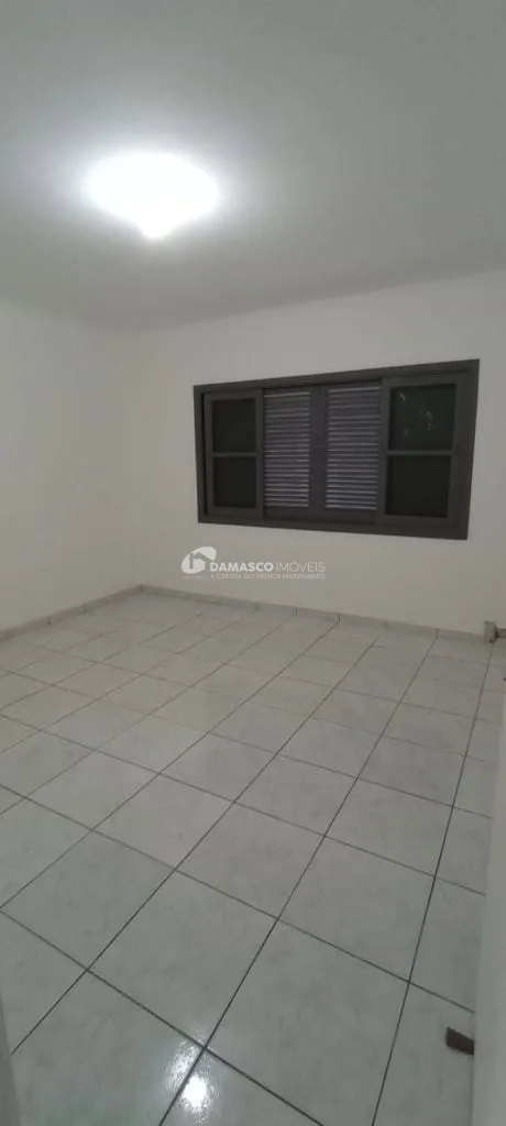 Sobrado à venda, Jardim Teresa, São Paulo, SP