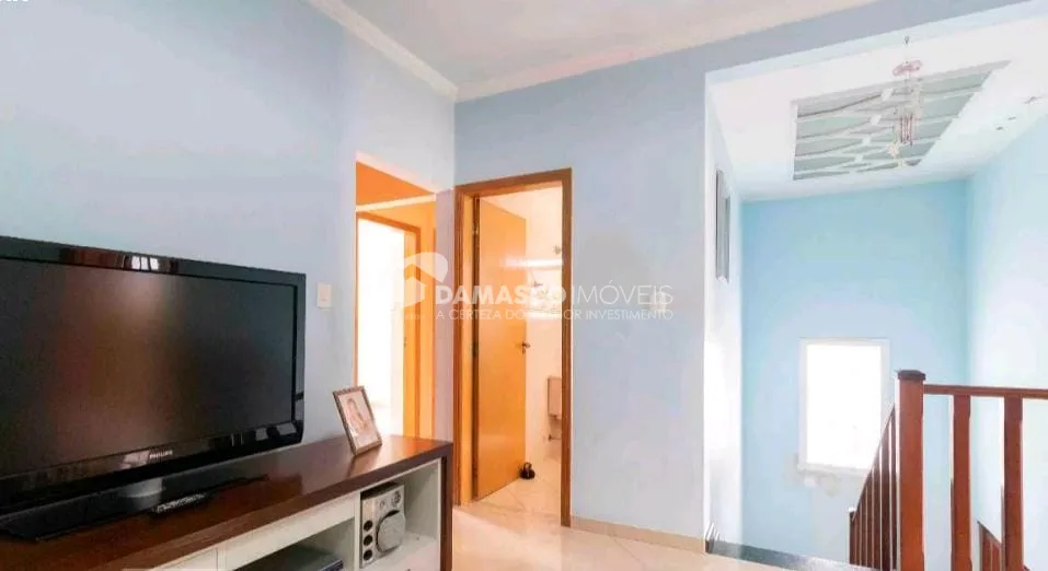 Sobrado à venda 3 Quartos, 1 Suite, 3 Vagas, 253M², Vila Alpina, São Paulo - SP