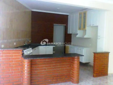 Sobrado à venda 3 Quartos, 2 Suites, 3 Vagas, 307M², Parque Gerassi, Santo André - SP