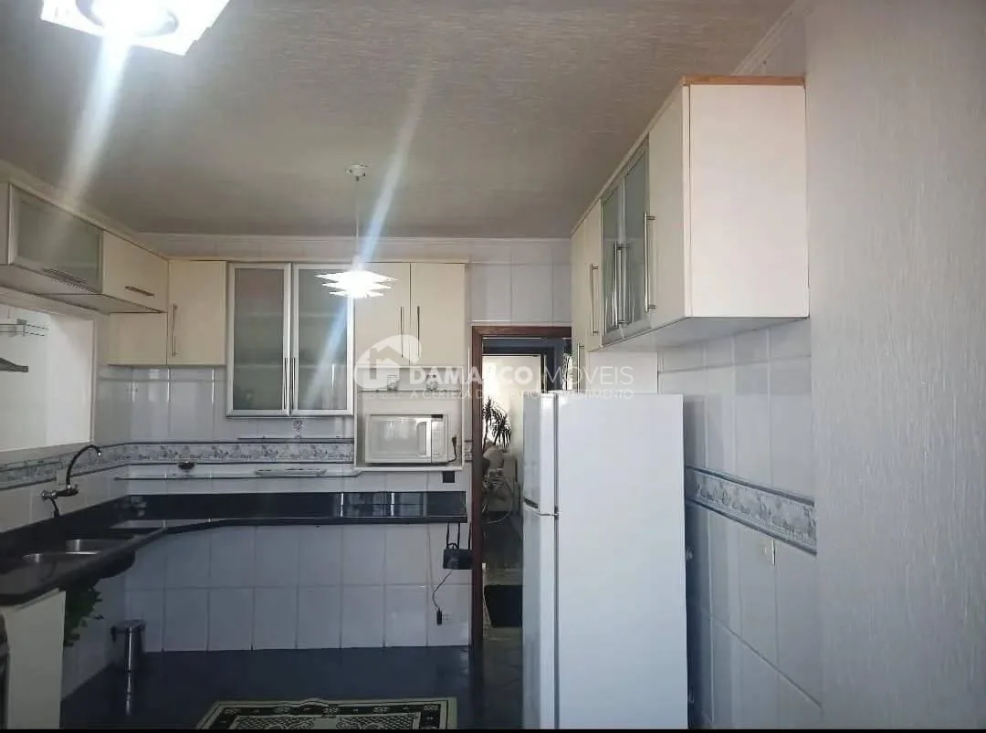 Sobrado completo à venda na Zona Sul de São Paulo, com localização privilegiada e estrutura impecável!