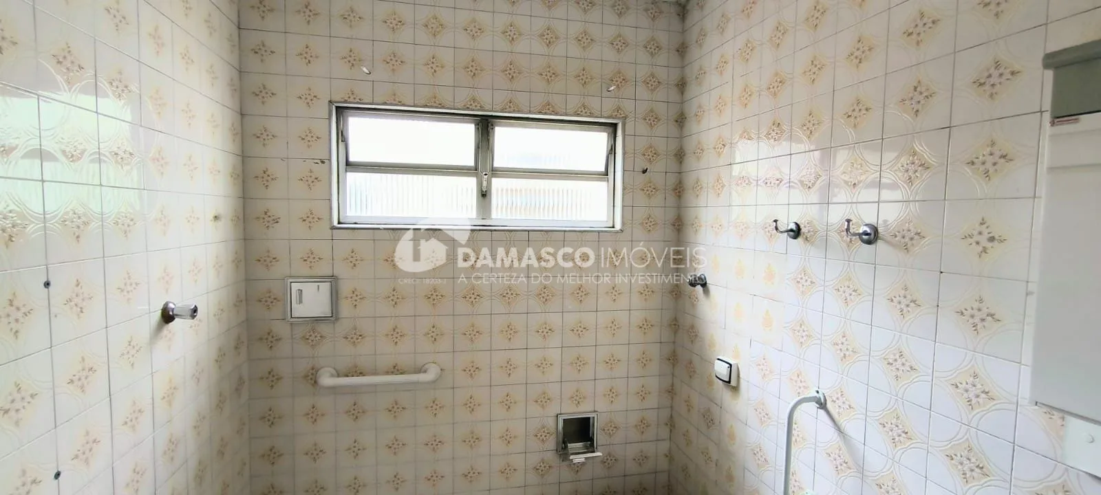 Casa Térrea -  Boa Vista sendo uma Casa de Laje  na frente e outra nos fundos,   São Caetano do Sul