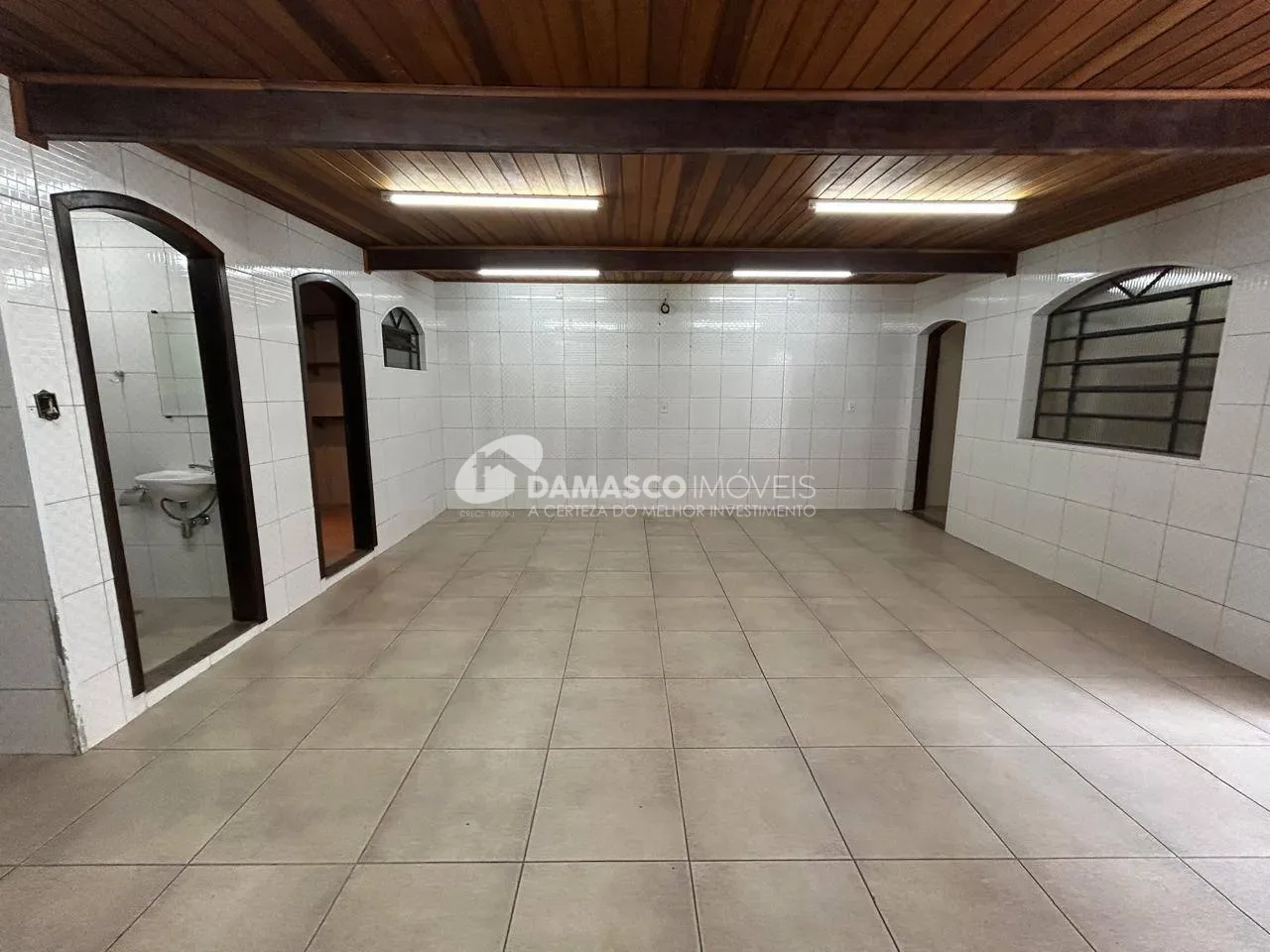 Sobrado para Venda 3 Quartos, 2 Suites, 5 Vagas, Mauá, São Caetano do Sul - SP