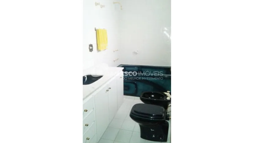 Sobrado à venda 4 Quartos, 4 Suites, 9 Vagas, 800M², Campestre, Santo André - SP