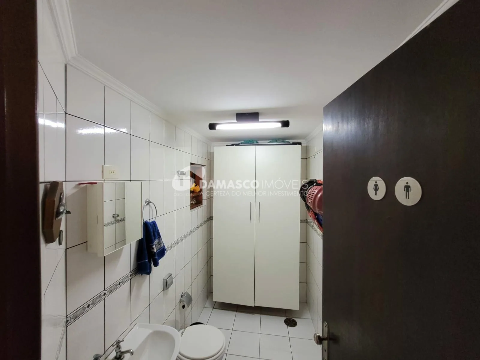 Sobrado à venda 3 Quartos, 1 Suite, 5 Vagas, 297M², Sítio da Figueira, São Paulo - SP