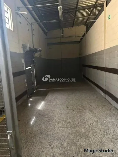 Salão Comercial com 604m² de área construída para locação, em local estratégico, Bairro Barcelona, São Caetano do Sul, SP