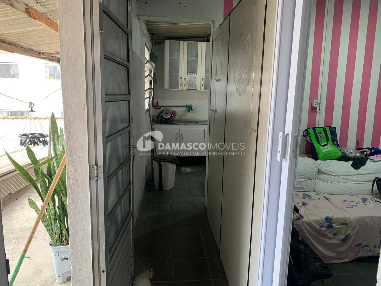 Galpão à Venda na Vila Califórnia, São Paulo | Terreno de 500 m² | Entradas Independentes