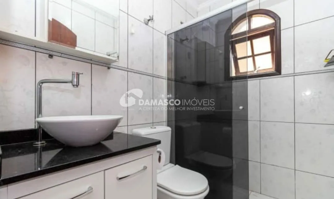 Casa à venda 2 Quartos, 2 Vagas, 100M², Jardim Las Vegas, Santo André - SP