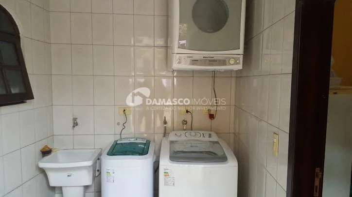 Sobrado à venda 3 Quartos, 3 Suites, 4 Vagas, 210M², Osvaldo Cruz, São Caetano do Sul - SP
