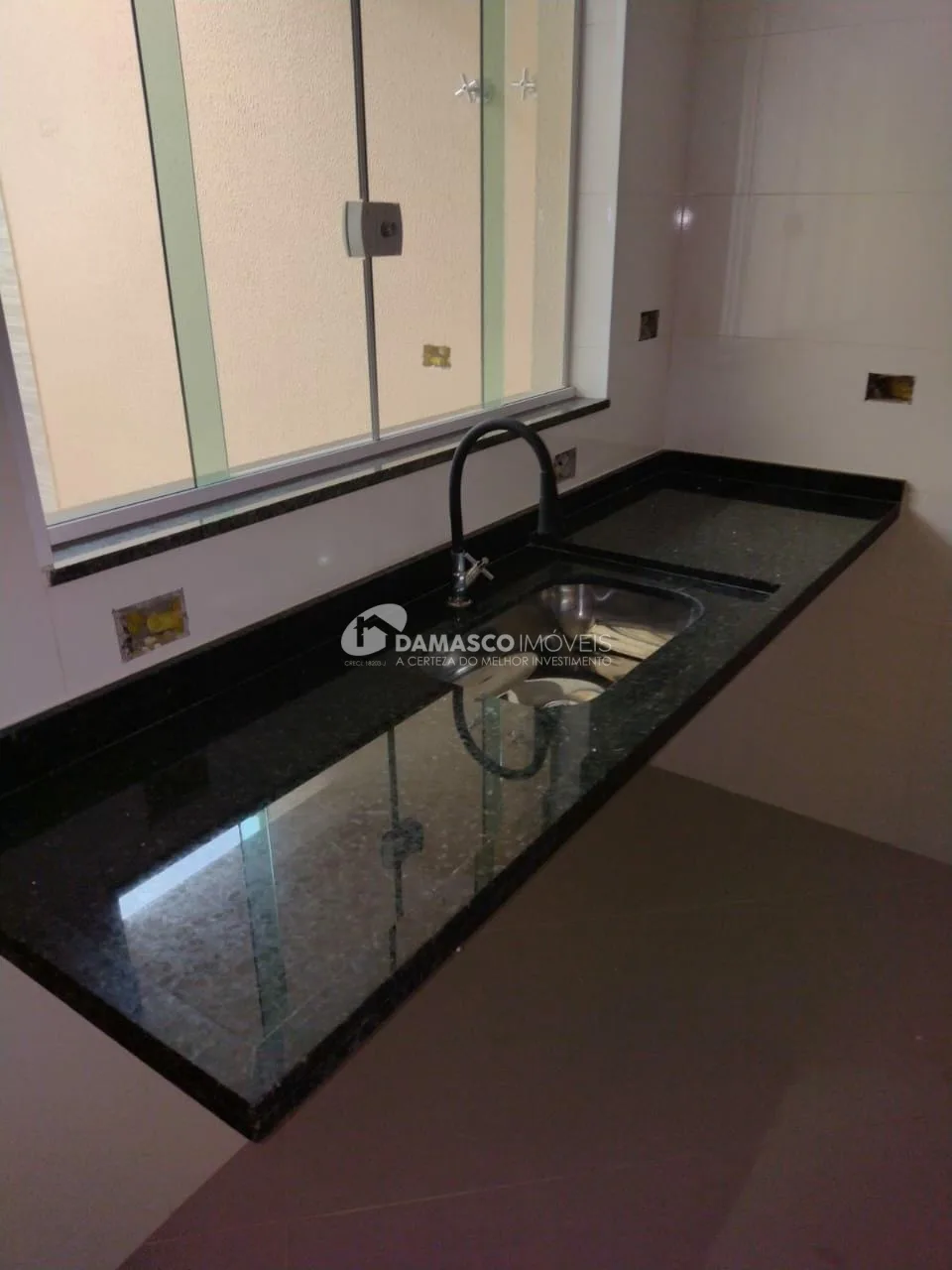 Sobrado à venda 3 Quartos, 1 Suite, 2 Vagas, 105M², Vila Alpina, São Paulo - SP