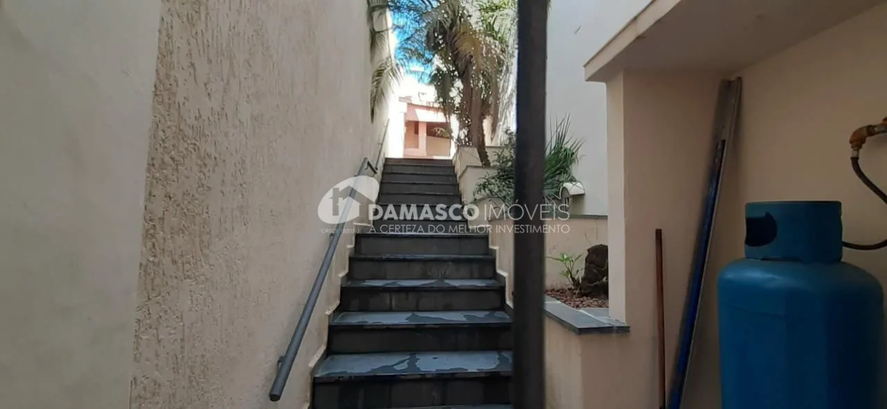 Sobrado à venda 3 Quartos, 2 Suites, 6 Vagas, 780M², Osvaldo Cruz, São Caetano do Sul - SP